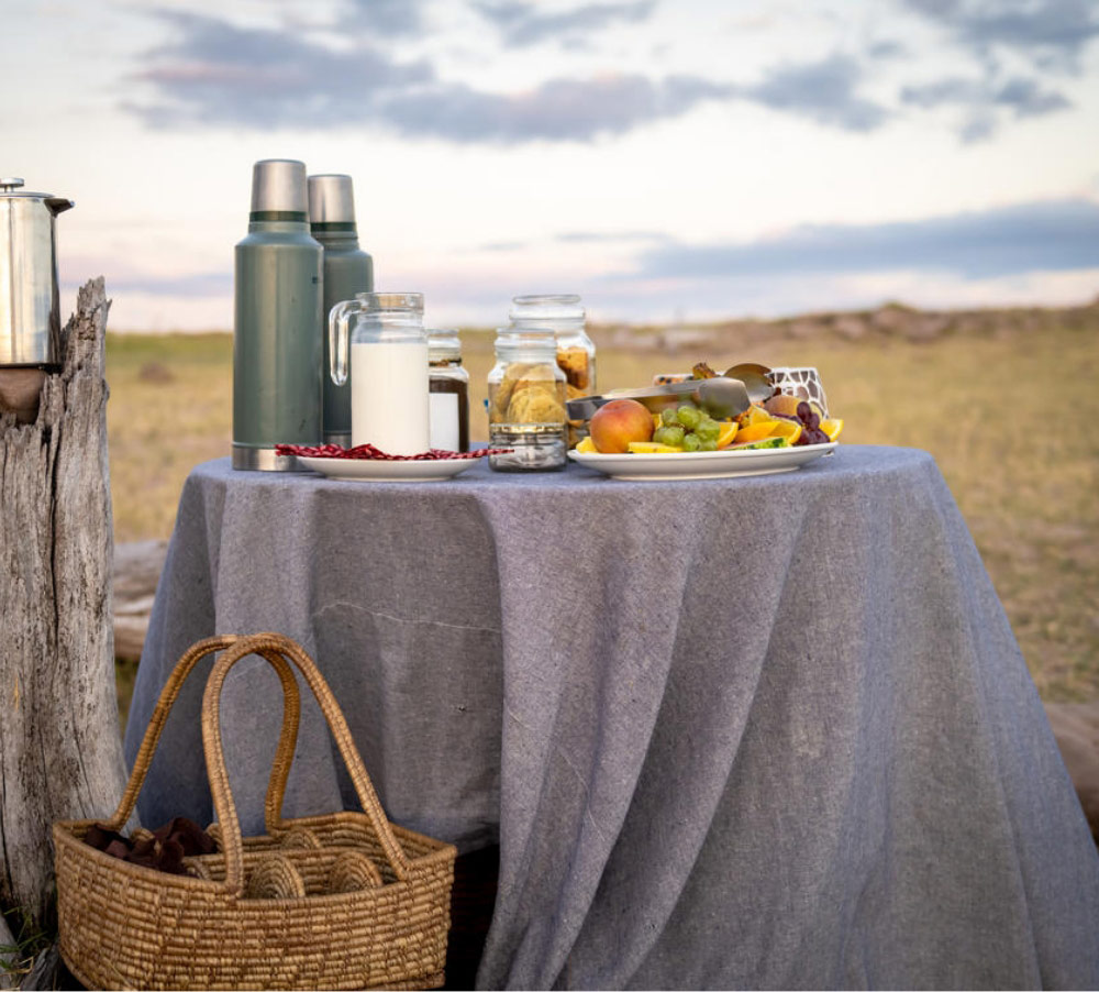 rhinosafaricamp_restaurant_01